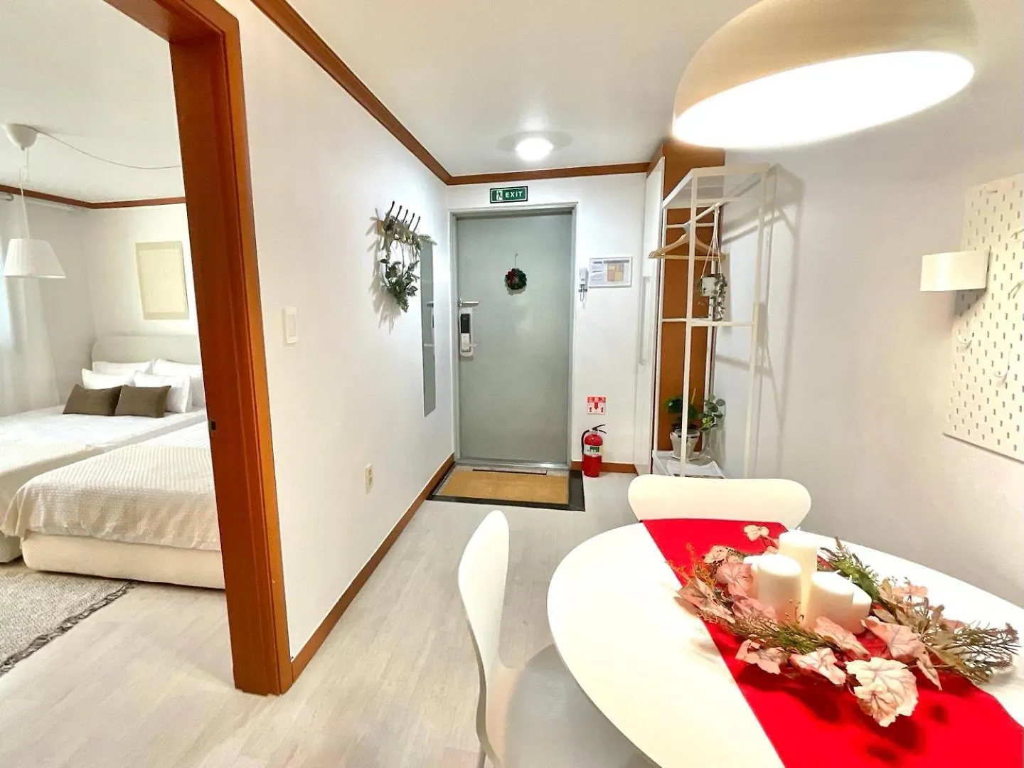 Apartmán 5 People#Lotte World Jamsil#Lotte Tower,#Kspo Dome#Sports Complex#Jyp#Coex#Asan Medical Center Soul 0*,